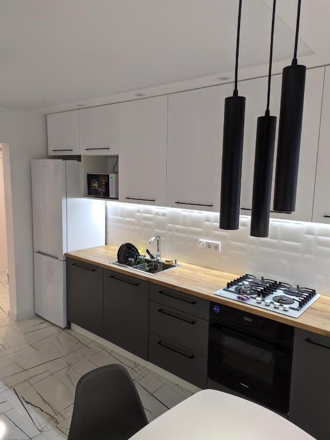 Cozy 75 Apart In Center - 2Х Кімнатна Квартира В Центрі Кропивницького Kirovograd Exterior foto