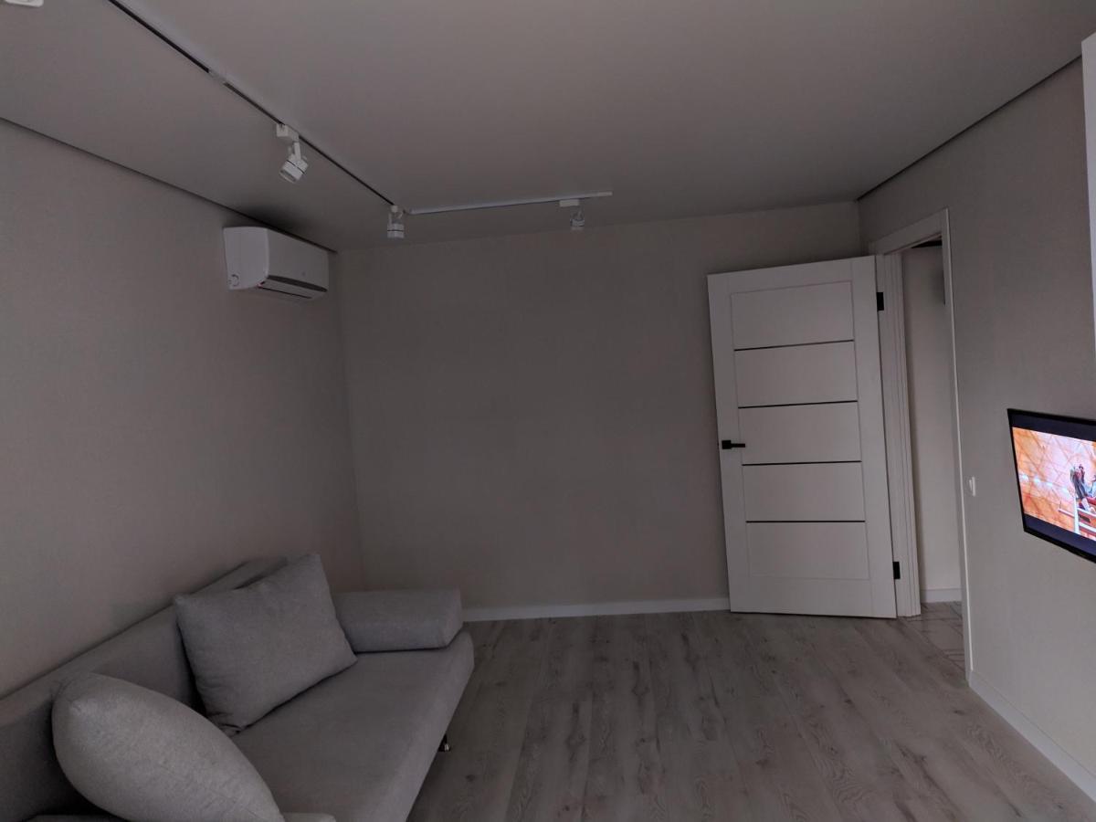 Cozy 75 Apart In Center - 2Х Кімнатна Квартира В Центрі Кропивницького Kirovograd Exterior foto